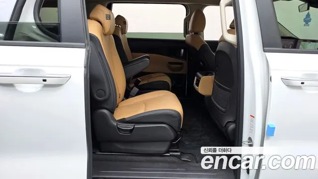 Kia Carnival 4th Gen — Фото автомобиля 17