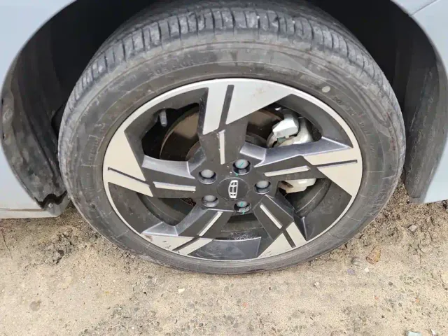 Geely Emgrand L — Фото автомобиля 6