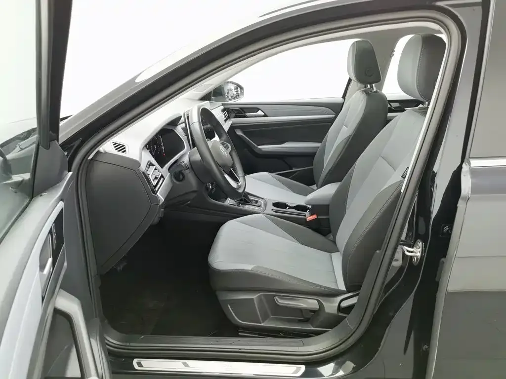 Volkswagen Lavida 2023 1.5L Auto Five Million Edition — Фото автомобиля 10