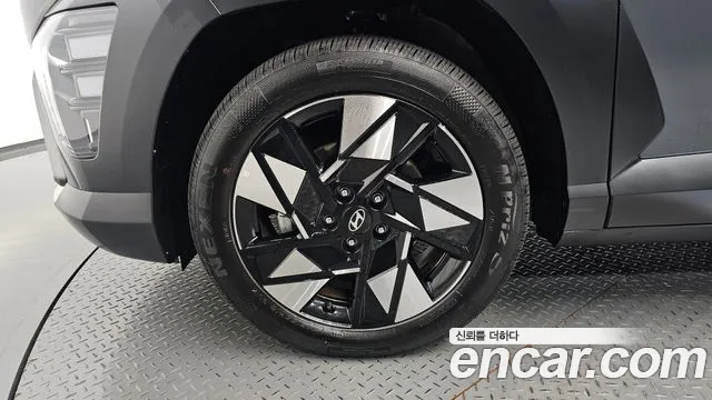 Hyundai Kona — Фото автомобиля 5