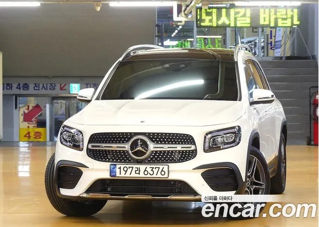 Mercedes-Benz GLB-Class — Фото автомобиля 3