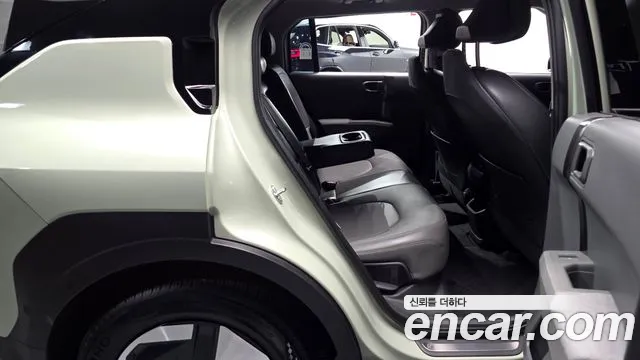 Kia EV3 — Фото автомобиля 17