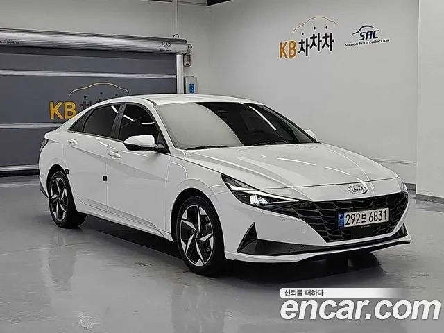 Hyundai Avante — Фото автомобиля 4
