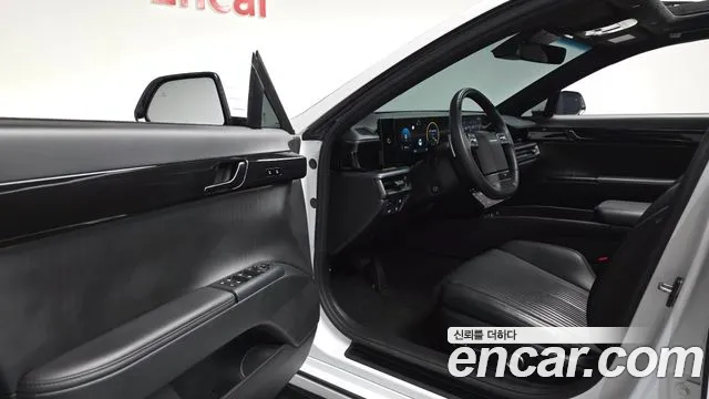 Hyundai Grandeur GN7 — Фото автомобиля 9