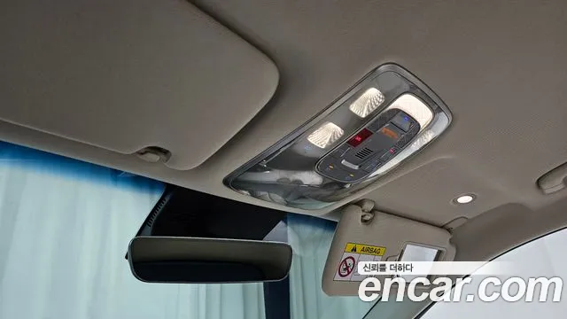 Genesis GV70 2.5T Бензин AWD — Фото автомобиля 15
