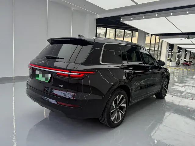 Li Auto ONE — Фото автомобиля 15