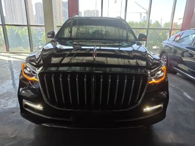 Hongqi HS7 — Фото автомобиля 2