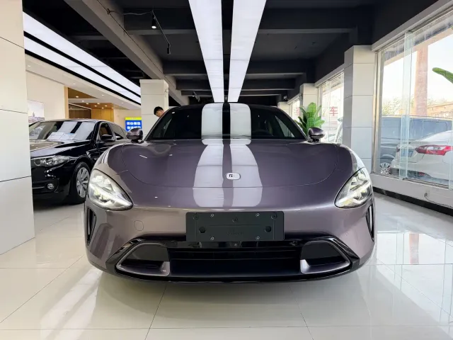 Xiaomi SU7 — Фото автомобиля 2