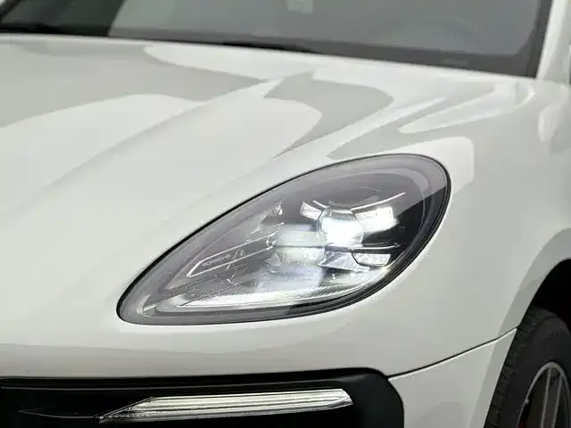 Porsche Macan — Фото автомобиля 18