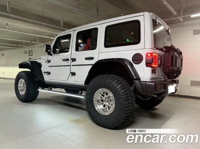 Jeep Wrangler JL — Фото автомобиля 2