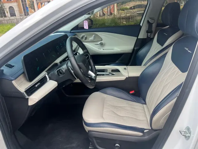 Chery Arrizo 8 — Фото автомобиля 4