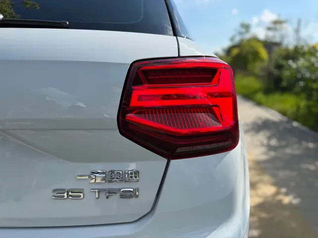 Audi Q2L — Фото автомобиля 19
