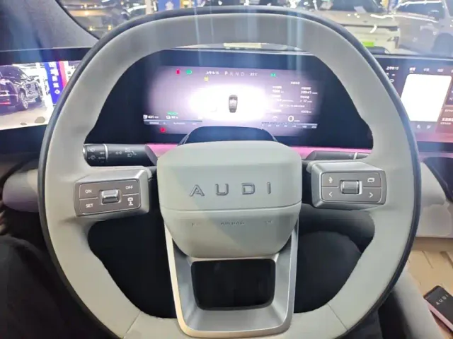 Audi E5 Sportback — Фото автомобиля 10