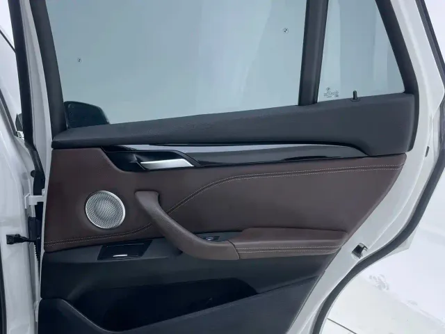 BMW X1 — Фото автомобиля 28