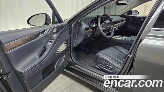 Genesis G80 Бензин 2.5 турбо AWD — Фото автомобиля 10