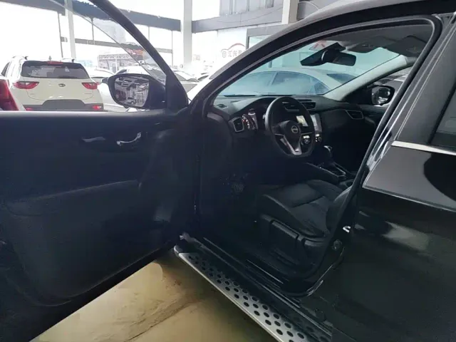 Nissan Qashqai — Фото автомобиля 15