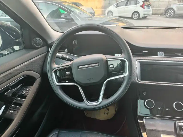 Land Rover Range Rover Evoque — Фото автомобиля 16