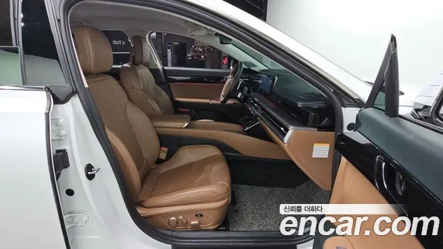 Hyundai Grandeur GN7 — Фото автомобиля 17