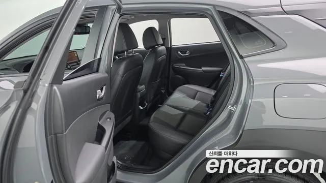 Hyundai Kona New — Фото автомобиля 12