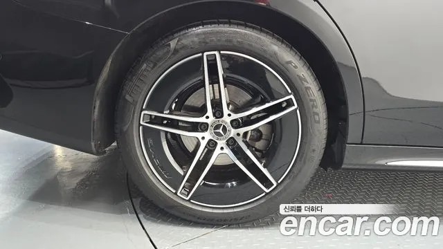 Mercedes-Benz E-Class W214 — Фото автомобиля 5
