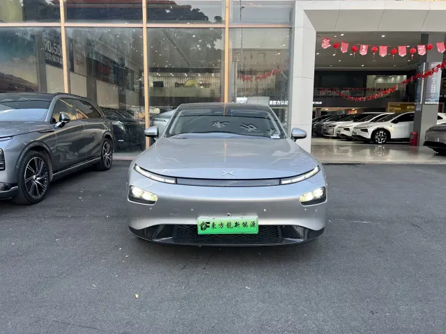 Xpeng P7 — Фото автомобиля 2