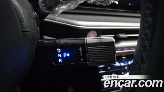 Hyundai Grandeur Grandeur (GN7) 3.5 Бензин 2WD — Фото автомобиля 9