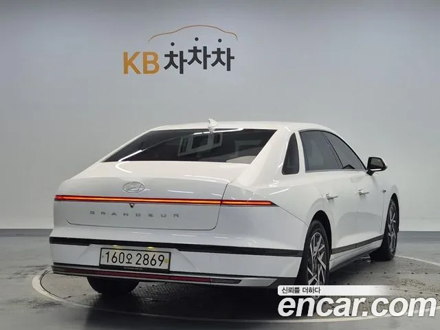 Hyundai Grandeur GN7 — Фото автомобиля 3