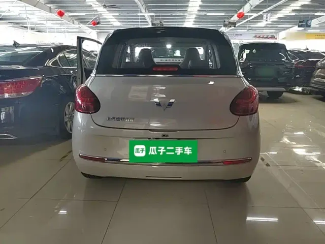 Wuling Bingo — Фото автомобиля 5