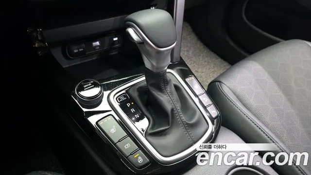 Kia Seltos Бензин 1.6 турбо 2WD — Фото автомобиля 9