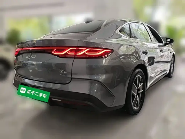 BYD Qin L — Фото автомобиля 9