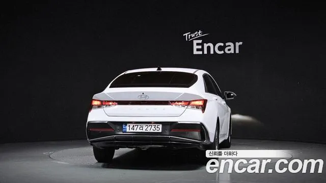 Hyundai Avante — Фото автомобиля 4