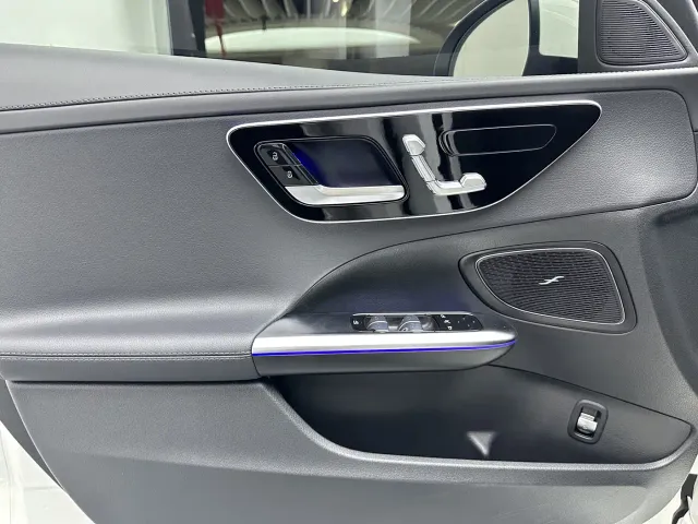 Mercedes-Benz C-Class — Фото автомобиля 20