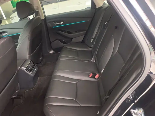 Honda Accord — Фото автомобиля 12
