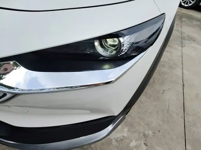 Mazda CX-30 EV — Фото автомобиля 23