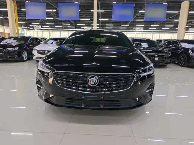 Buick Regal — Фото автомобиля 2