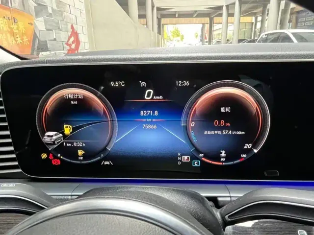 Mercedes-Benz GLE-Class — Фото автомобиля 13