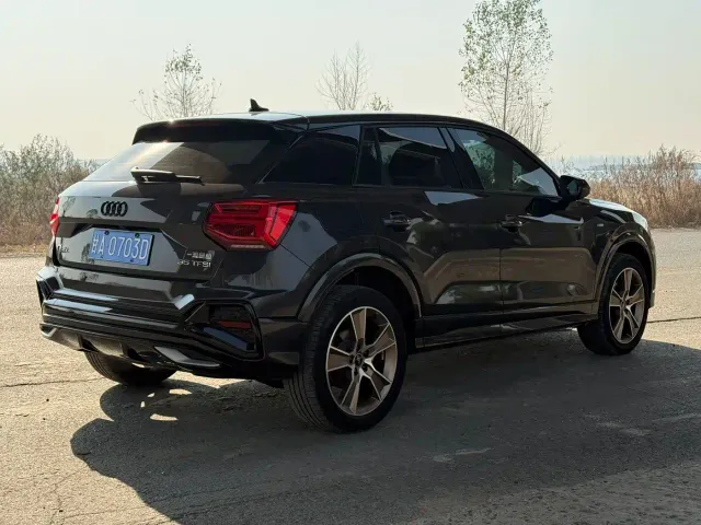 Audi Q2L — Фото автомобиля 19