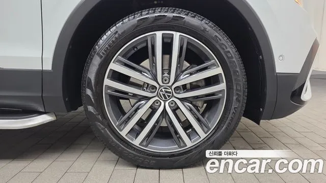 Volkswagen Tiguan — Фото автомобиля 20