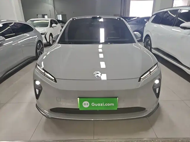 Nio ET5 Touring — Фото автомобиля 2
