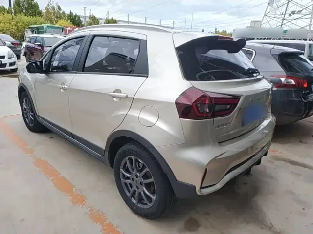 Geely Vision X3 — Фото автомобиля 4
