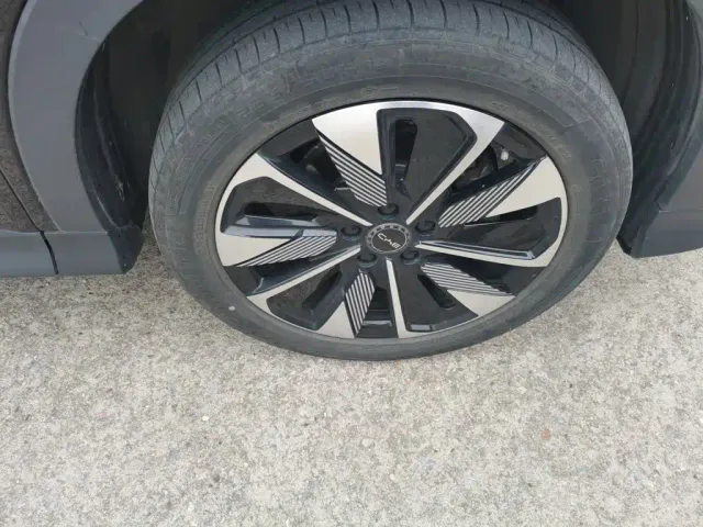 BYD Song PLUS — Фото автомобиля 25