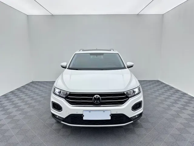 Volkswagen T-Roc — Фото автомобиля 2