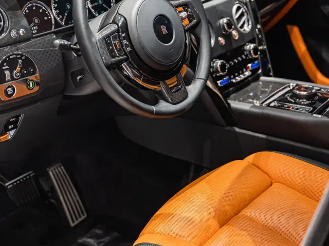 Rolls-Royce Cullinan — Фото автомобиля 22