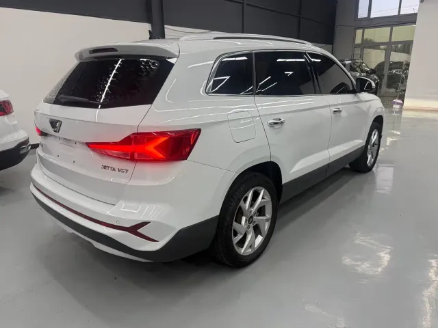 Jetta VS7 — Фото автомобиля 4