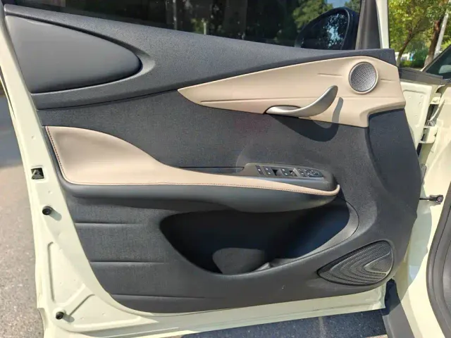 BYD Dolphin — Фото автомобиля 13