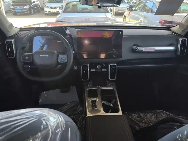 Haval Big Dog — Фото автомобиля 9