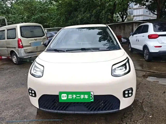 GAC Aion UT — Фото автомобиля 2