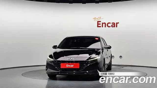 Hyundai Avante CN7 — Фото автомобиля 3