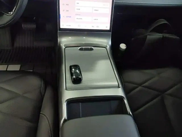 Geely Galaxy L6 — Фото автомобиля 13