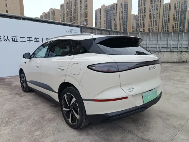 BYD Sealion 06 — Фото автомобиля 16